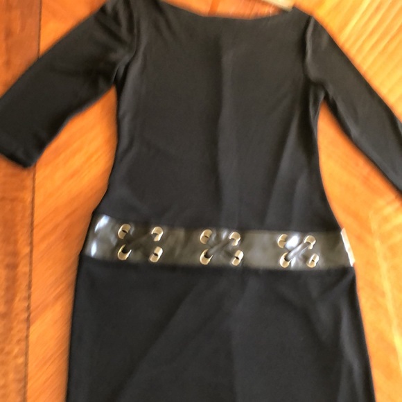 Dress - Picture 4 of 6